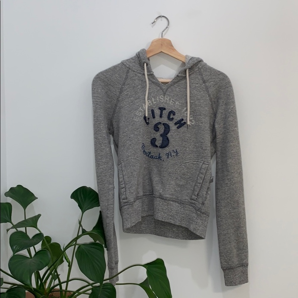Abercrombie and Fitch grey hoodie juniors small